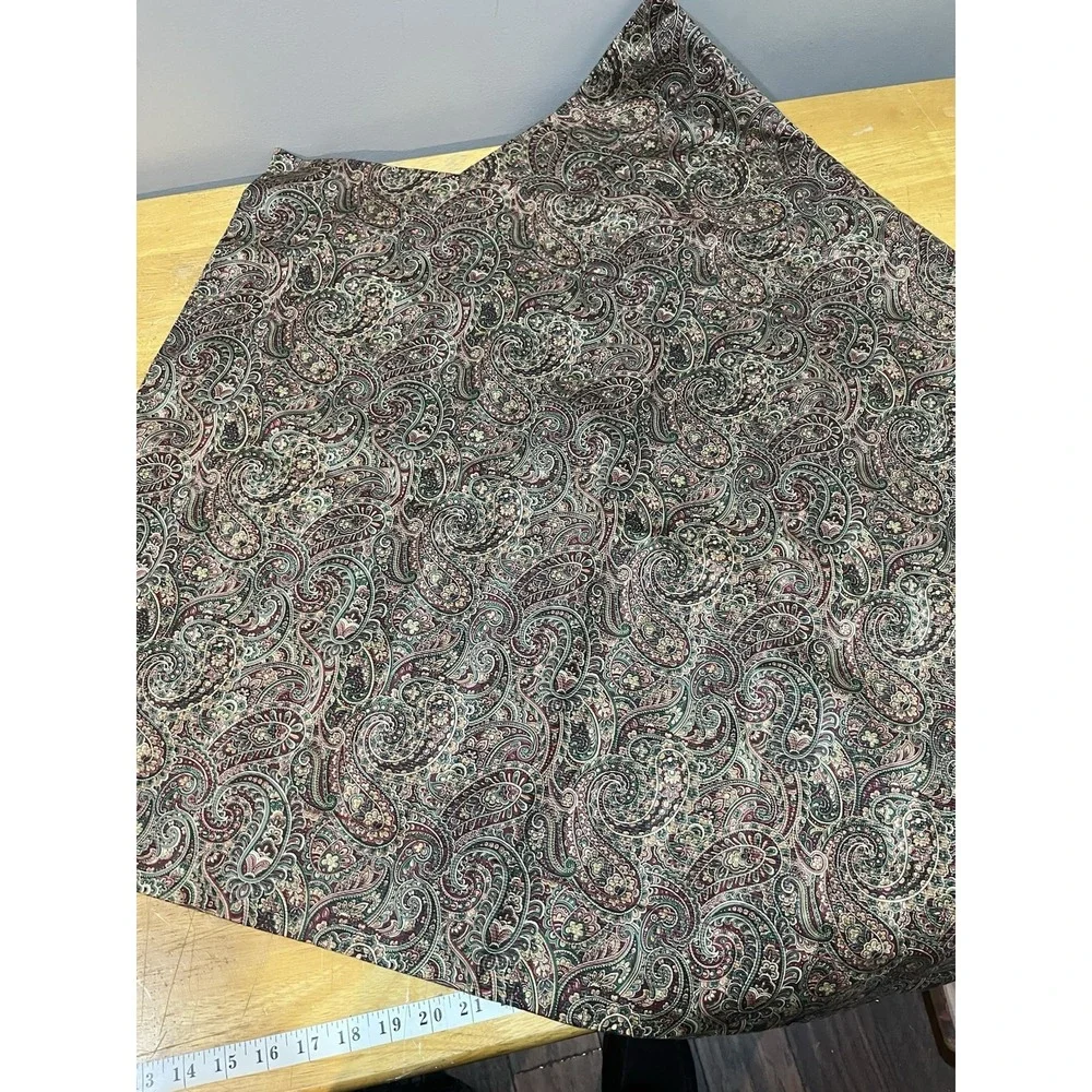 Green Merlot Paisley Standard Pillow‎ Sham Unbranded Maroon Gold